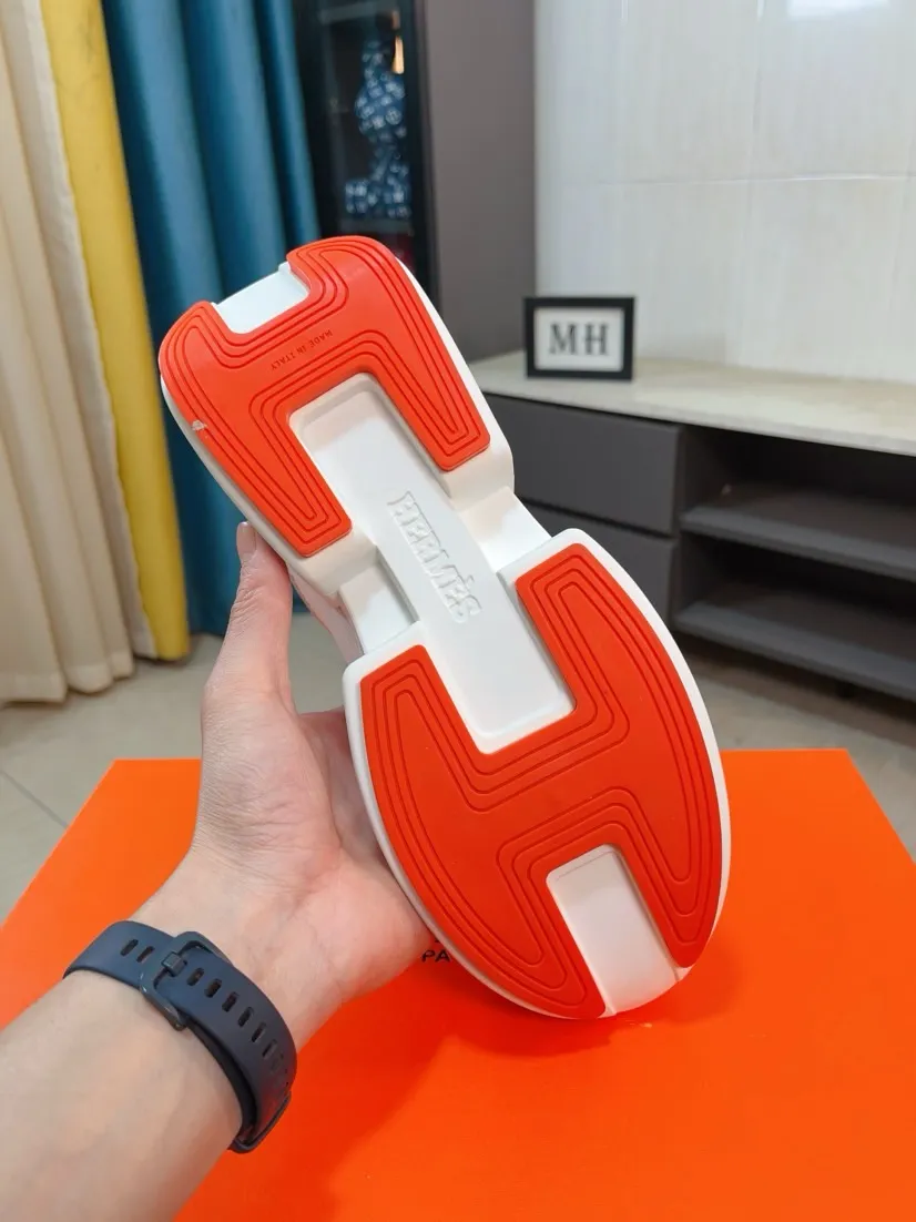 Men's shoes 💰460🌸🌸【HERMES】Hermès high-end quality original shoe upper: 🔝tumbled calfskin, suede calfskin, shoe body sewn H totem, outsole: ultra-light TPU foam·rubber; two-color molded outsole, ultra-high quality control·fine workmanship: highlighting (high-end·luxury·grade) 38-44 (45 can be customized)